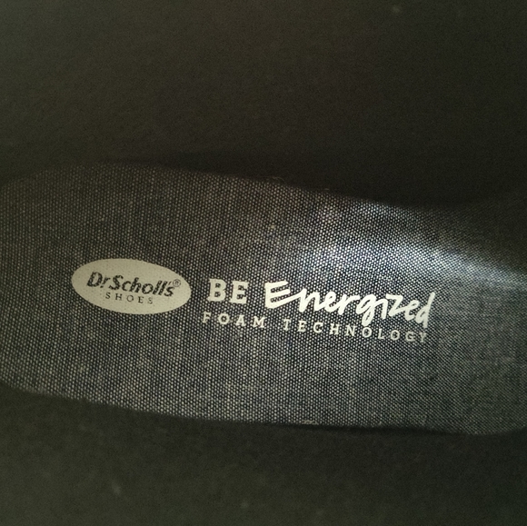 Dr. Scholls lace up booties. - Picture 9 of 10